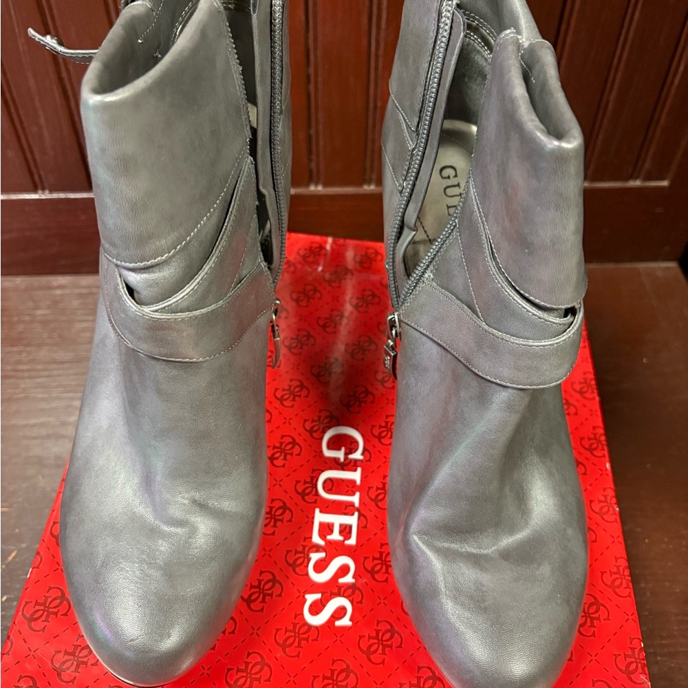 GUESS Women's Sleek Silver Ankle Booties